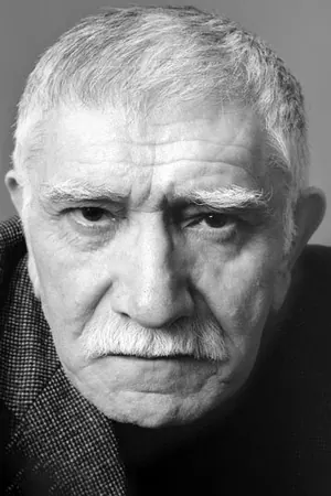 Армен Джигарханян — Актёр