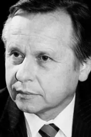 Алексей Крыченков — Актёр