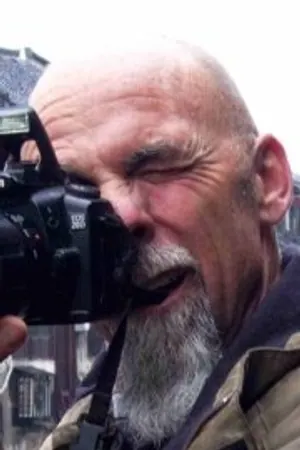 Томас Е. Сандерс — Художник: портрет