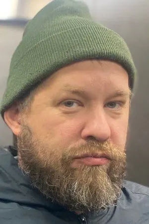 Владислав Серебренников — Художник: портрет